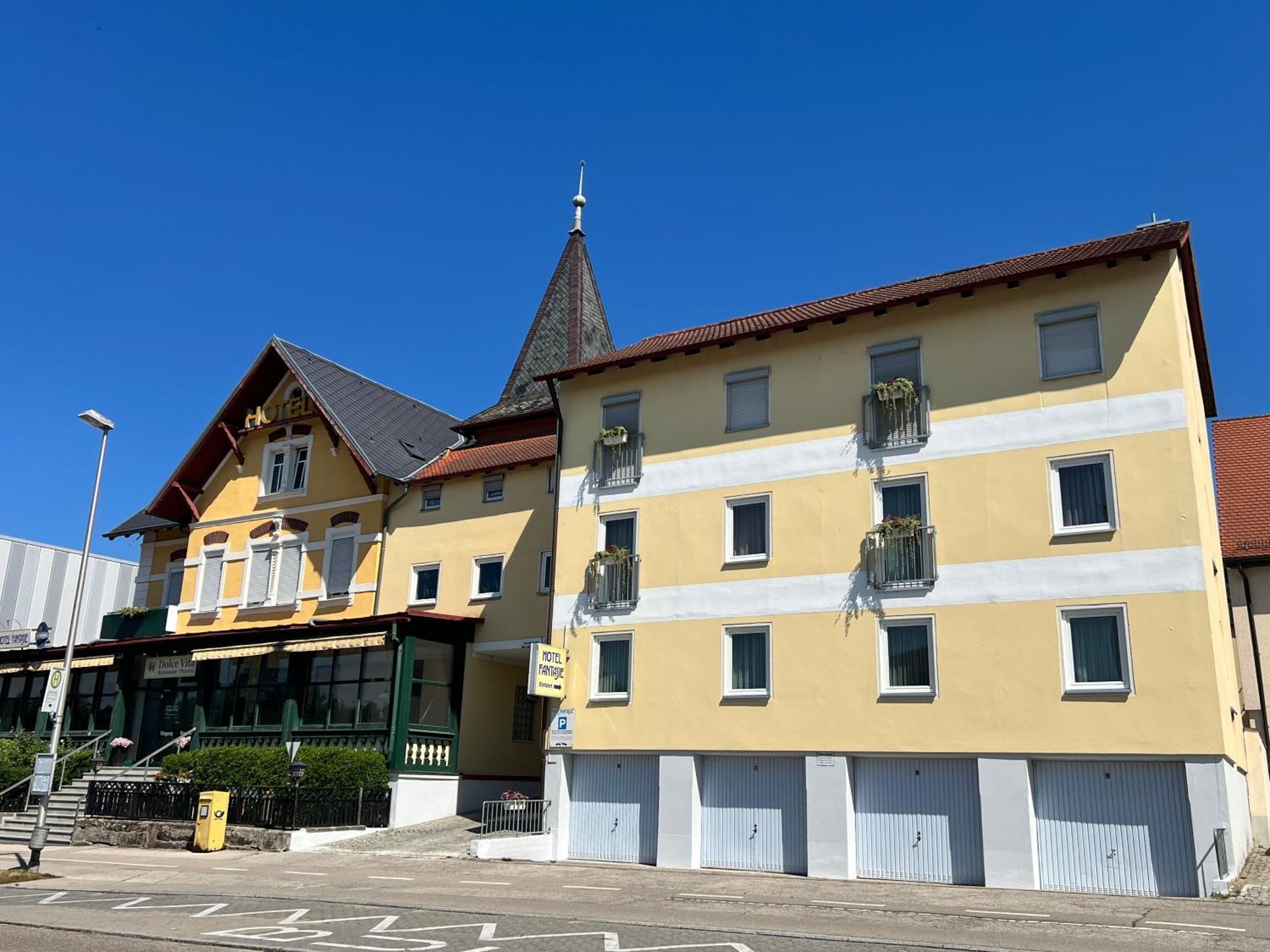 Hotel Fantasie Ansbach Exterior foto